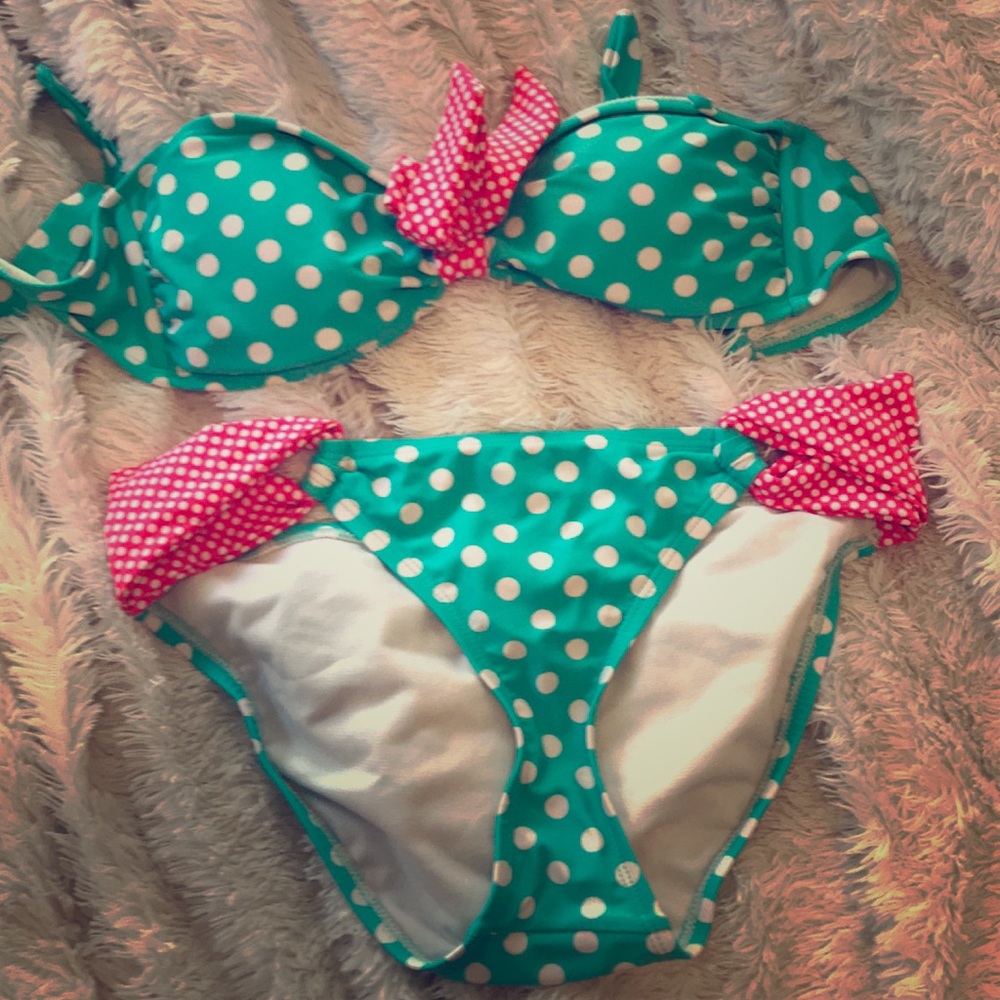 Strapless bikini set